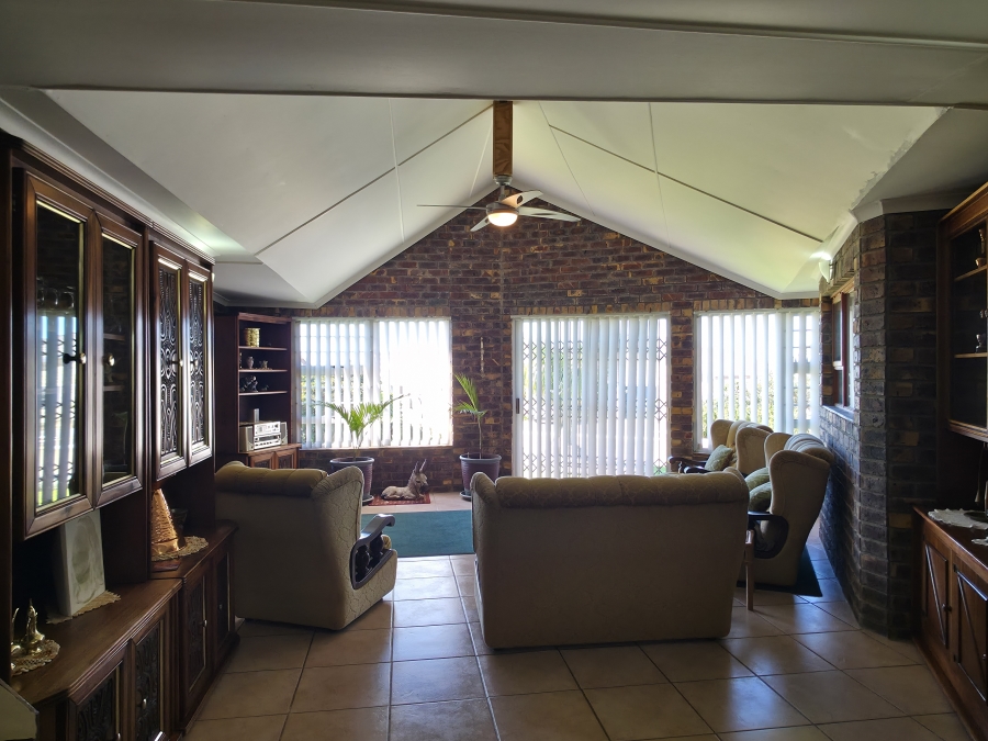 3 Bedroom Property for Sale in Noorsekloof Eastern Cape